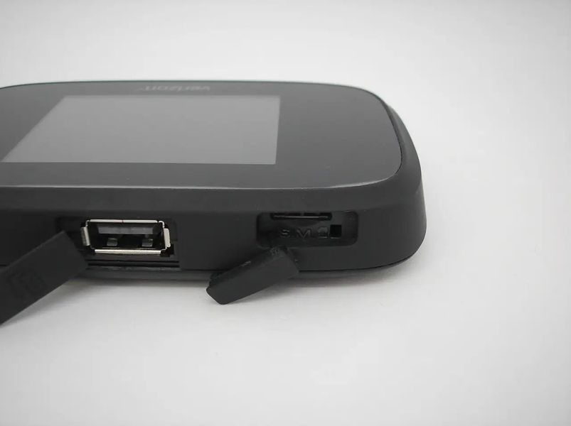 Комплект 4G Wi‑Fi роутер Novatel MiFi 7730L + 2 автомобільні антени Shark  6932 фото